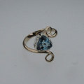 Aquamarine gold ring
